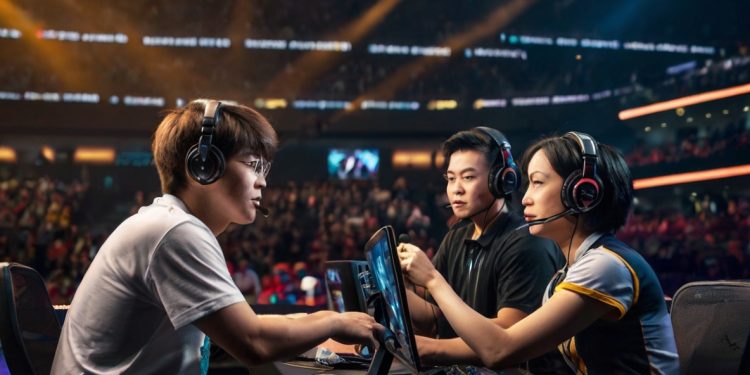 Esports: How to Get Started and Succeed Esports: How to Get Started and Succeed