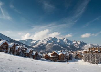 Top 10 Best Ski Resorts for Winter 2024
